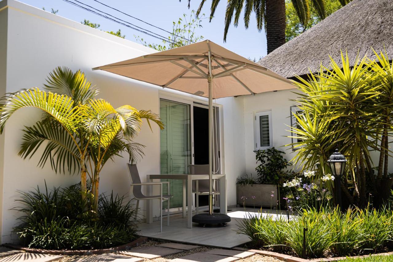 Cape Village Lodge Durbanville Buitenkant foto