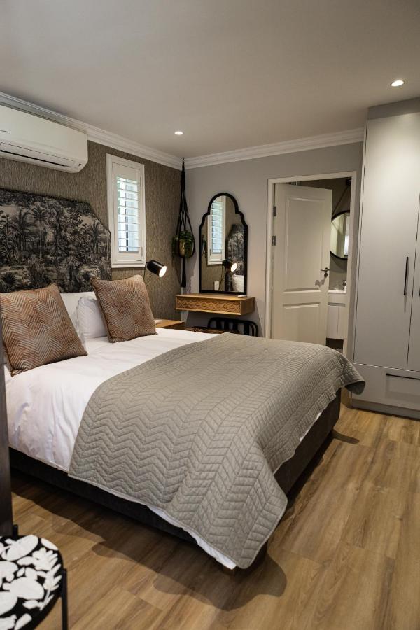 Cape Village Lodge Durbanville Buitenkant foto