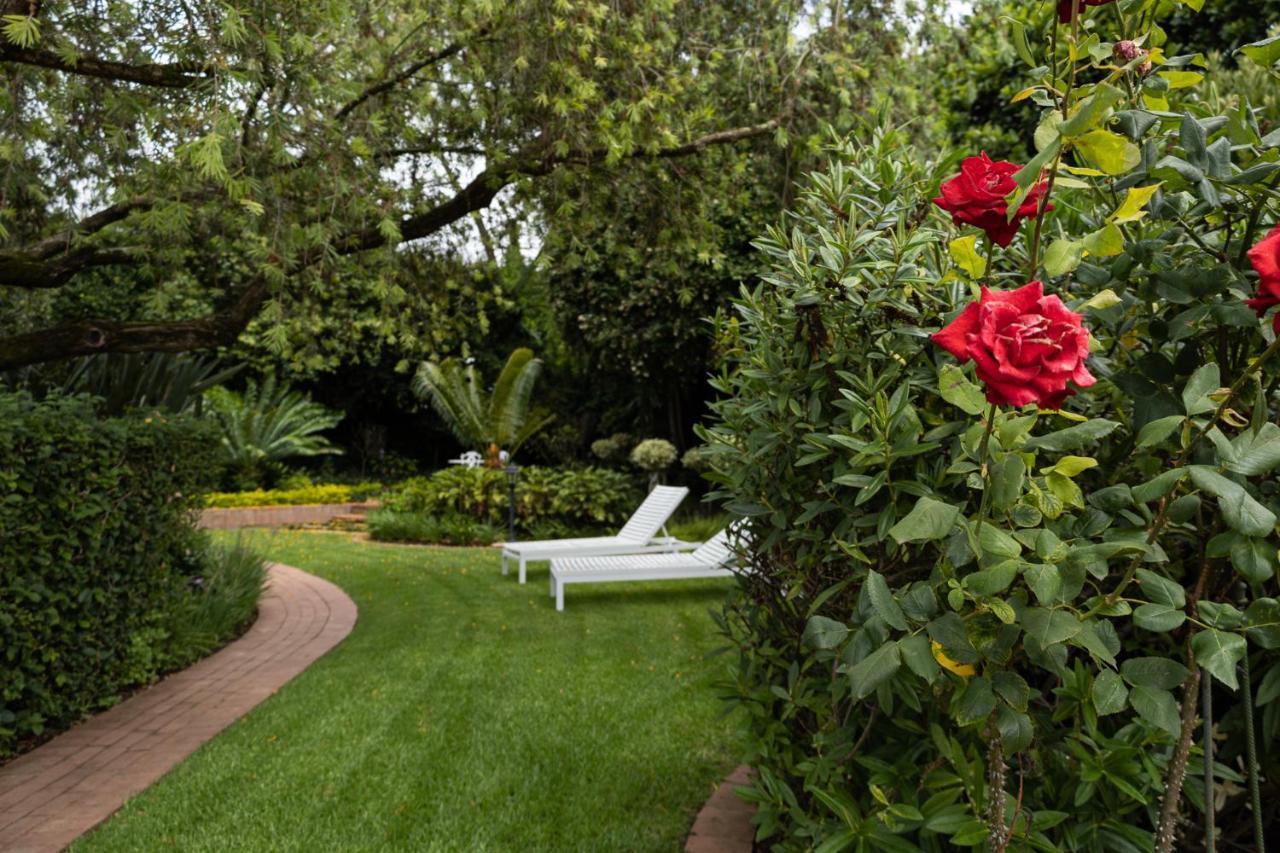 Cape Village Lodge Durbanville Buitenkant foto