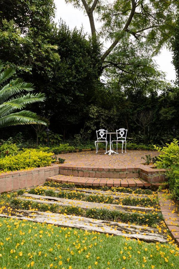 Cape Village Lodge Durbanville Buitenkant foto