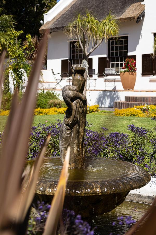 Cape Village Lodge Durbanville Buitenkant foto