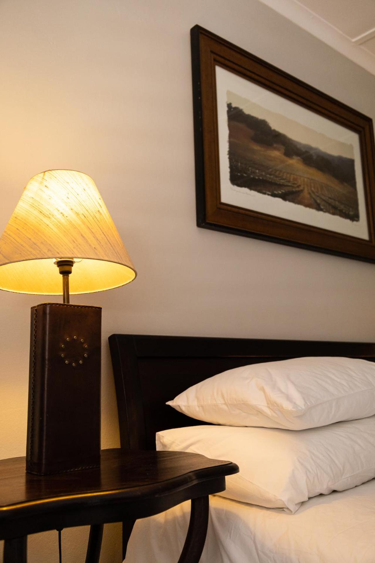 Cape Village Lodge Durbanville Kamer foto